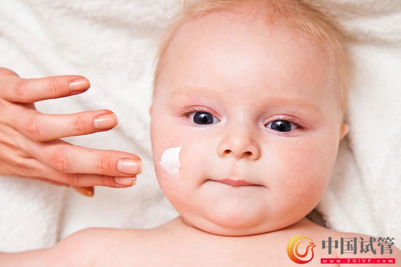 第伟德国际1496备用婴儿