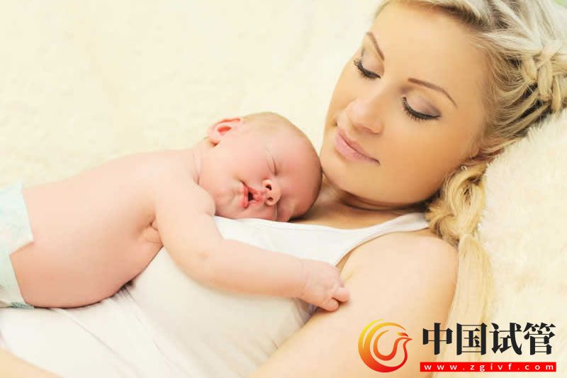 伟德BETVlCTOR的下载方式 美国试管婴儿的服务态度才是受欢迎的原因!(图1)